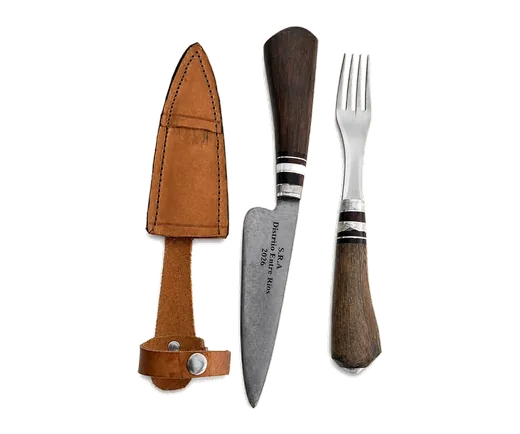 Combo Cruz: cuchillo, tenedor y funda